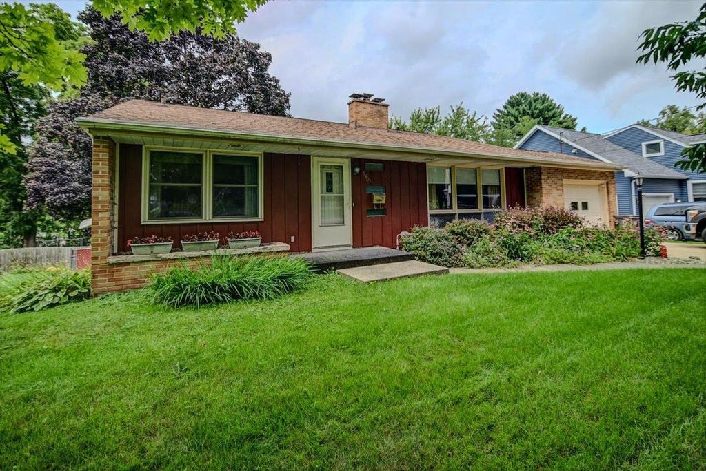 5405 Schluter Road, Monona, WI 53716