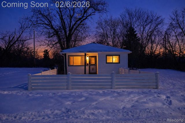 14032 Patton St Street, Detroit, MI 48223