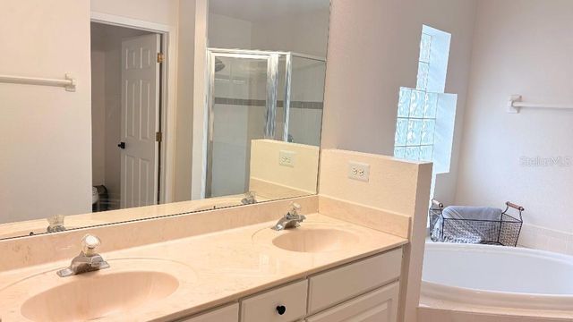 6315 GENTLE BEN CIRCLE, Wesley Chapel, FL 33544