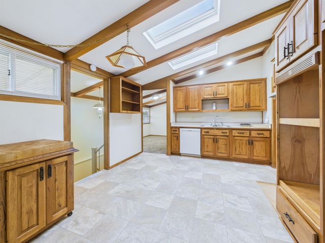 5440 Homestead Road, Fort Wayne, IN 46814