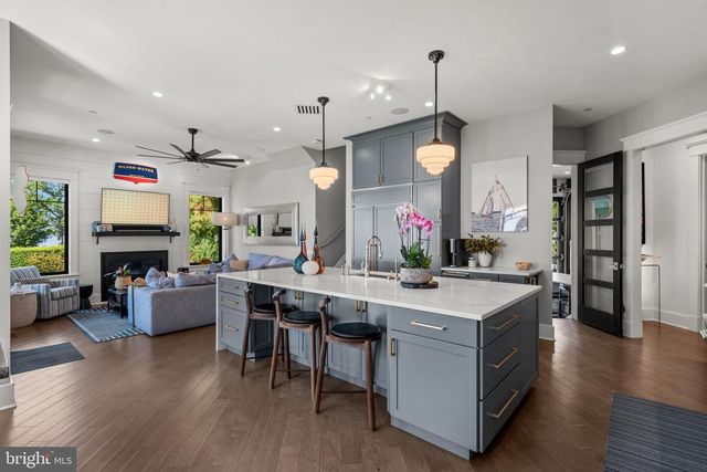 4750 FREDERICK AVE, Shady Side, MD 20764