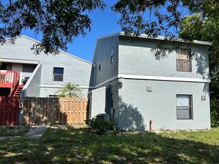 23 Crossings Circle B, Boynton Beach, FL 33435