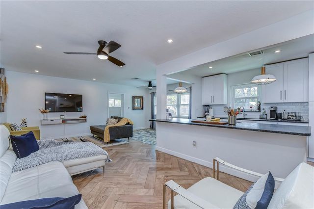 113 W DAVIS BOULEVARD, Tampa, FL 33606