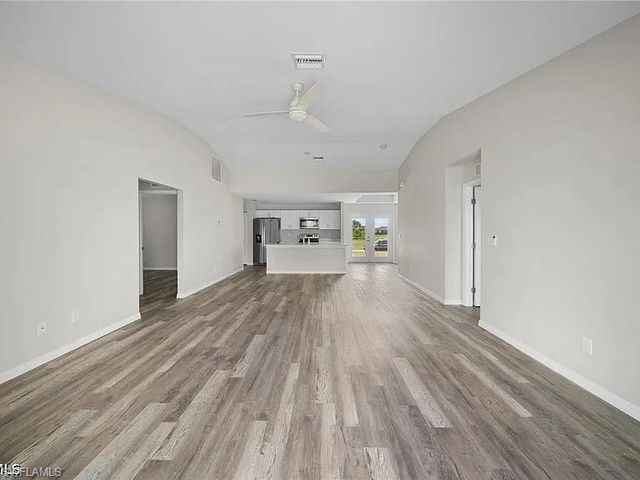 202 NW 25th PL, Cape Coral, FL 33993