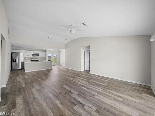 202 NW 25th PL, Cape Coral, FL 33993