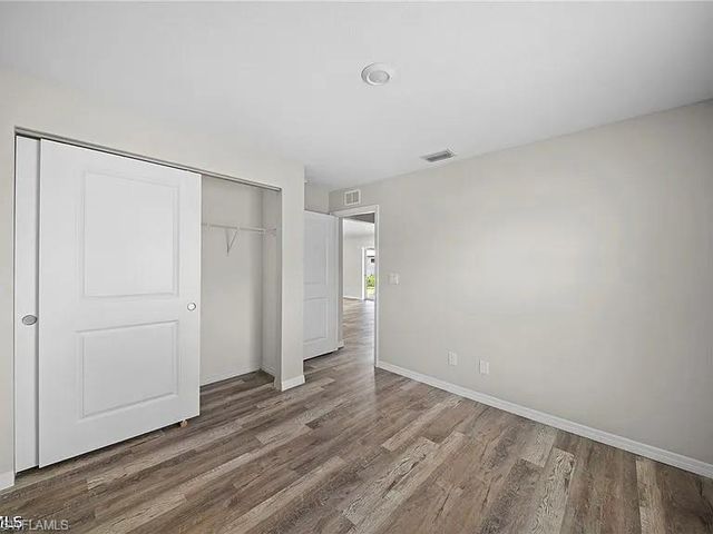 202 NW 25th PL, Cape Coral, FL 33993