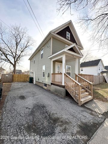 1233 W Michigan Avenue, Lansing, MI 48915