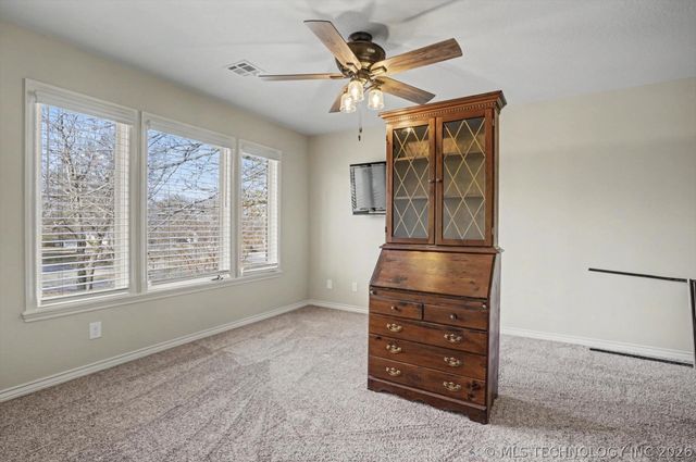 817 Countrywood Way, Sapulpa, OK 74066