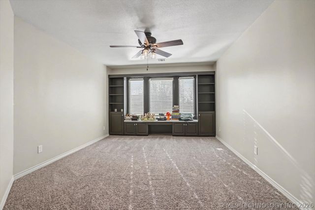 817 Countrywood Way, Sapulpa, OK 74066