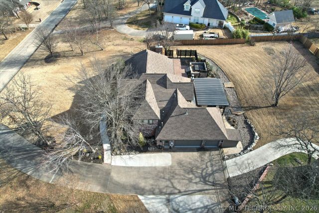 817 Countrywood Way, Sapulpa, OK 74066