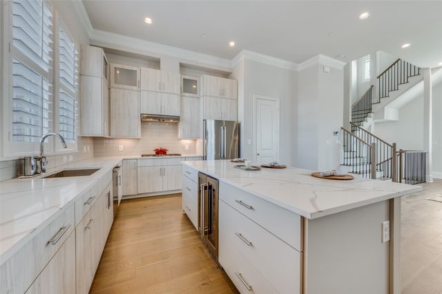 4629 Greenborough Lane, Dallas, TX 75219