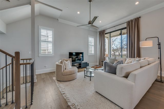 4629 Greenborough Lane, Dallas, TX 75219