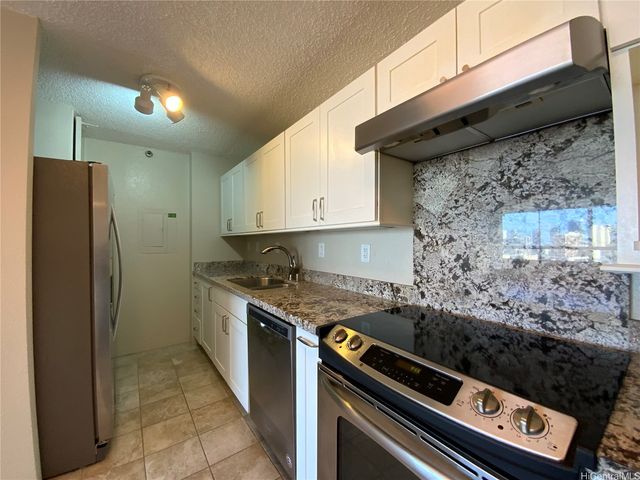 1517 Makiki Street 1203, Honolulu, HI 96822