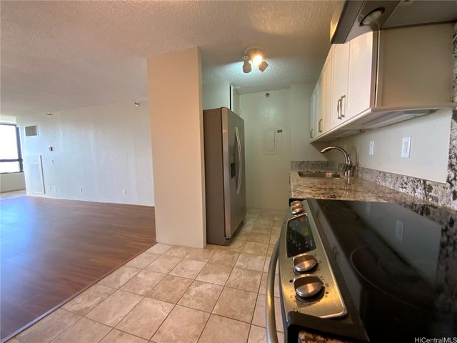 1517 Makiki Street 1203, Honolulu, HI 96822