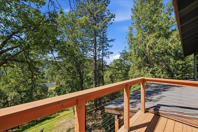 4057 Casselbarry Ct, Pollock Pines, CA 95726