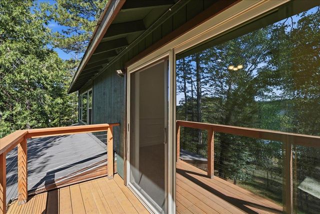 4057 Casselbarry Ct, Pollock Pines, CA 95726