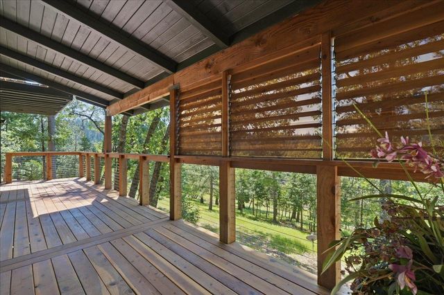 4057 Casselbarry Ct, Pollock Pines, CA 95726