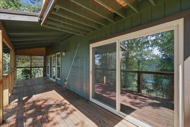 4057 Casselbarry Ct, Pollock Pines, CA 95726