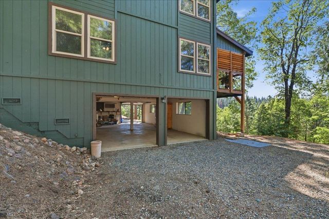 4057 Casselbarry Ct, Pollock Pines, CA 95726