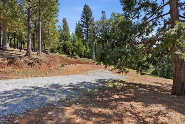 4057 Casselbarry Ct, Pollock Pines, CA 95726