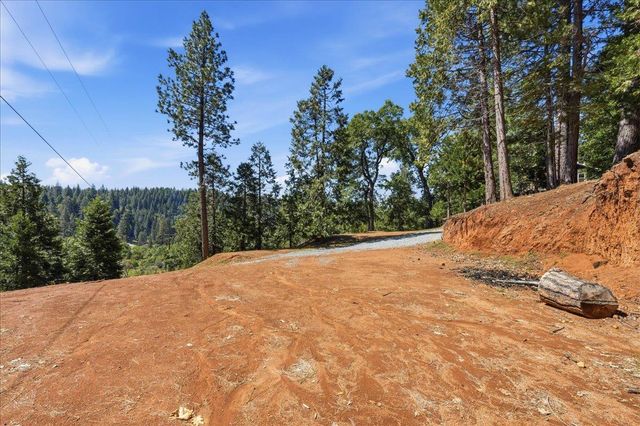 4057 Casselbarry Ct, Pollock Pines, CA 95726