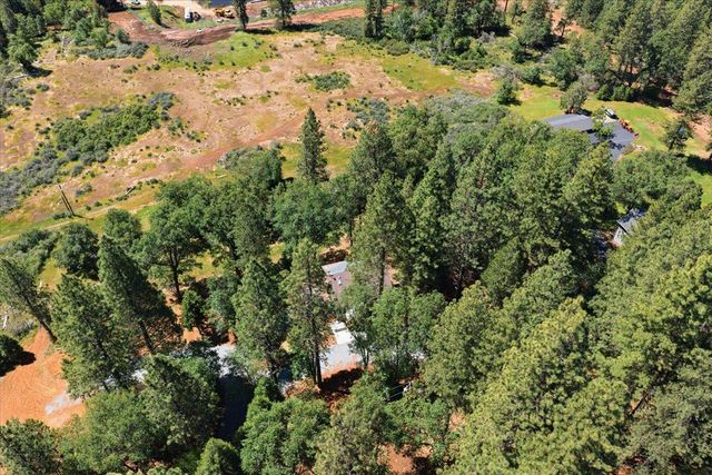 4057 Casselbarry Ct, Pollock Pines, CA 95726