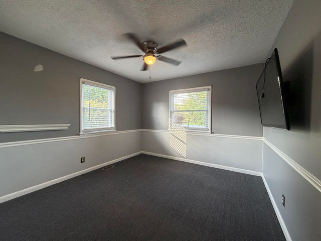 188 Rolling Acres Drive, Frankfort, KY 40601