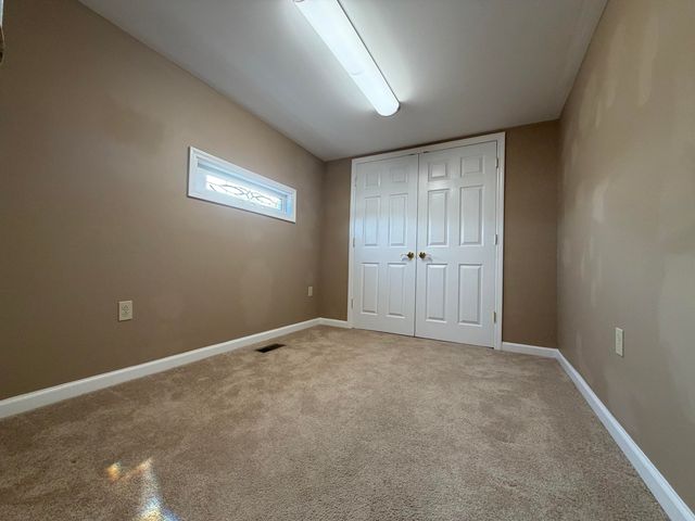 188 Rolling Acres Drive, Frankfort, KY 40601
