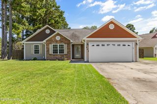 601 Pine Thicket Lane, Jacksonville, NC 28546