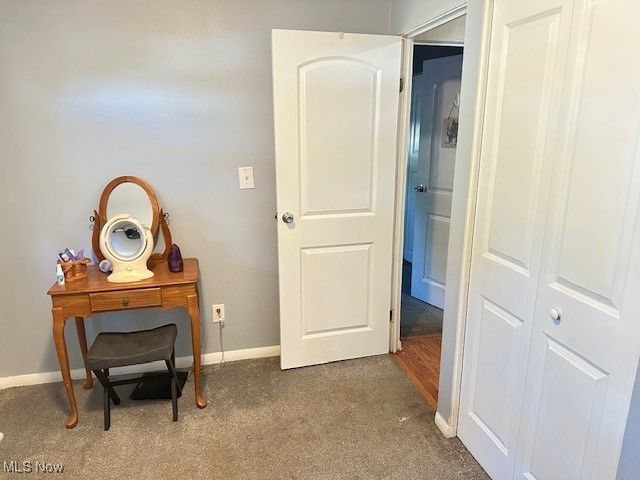 2194 Santom Road E, Stow, OH 44224