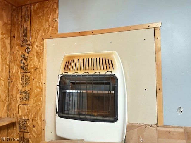 2194 Santom Road E, Stow, OH 44224