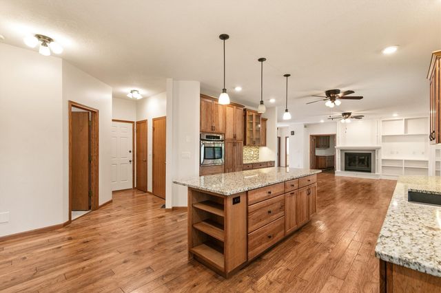 1009 NE 28th Street, Ankeny, IA 50021