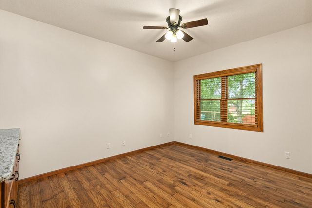 1009 NE 28th Street, Ankeny, IA 50021