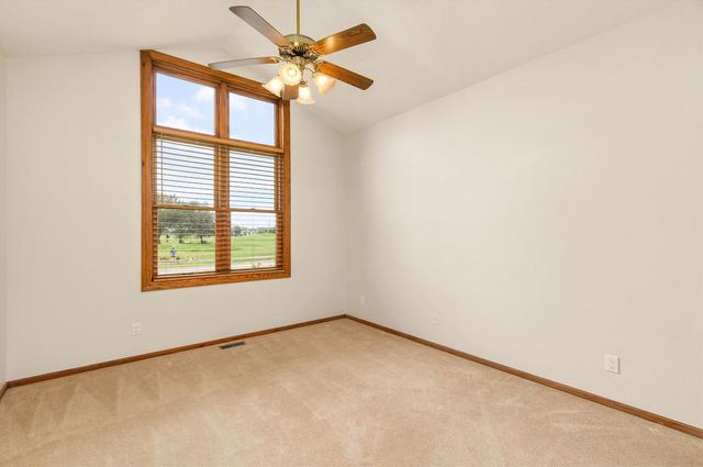 1009 NE 28th Street, Ankeny, IA 50021
