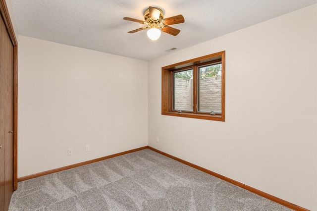1009 NE 28th Street, Ankeny, IA 50021