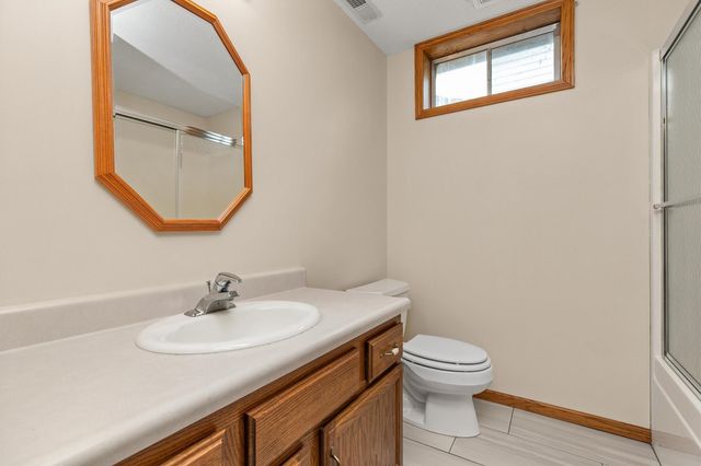 1009 NE 28th Street, Ankeny, IA 50021