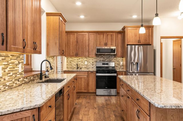 1009 NE 28th Street, Ankeny, IA 50021