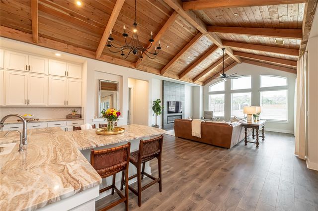 157 McNaughton DR, Liberty Hill, TX 78642