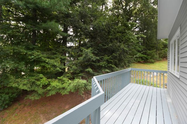 42 Dogwood Drive, Nashua, NH 03062