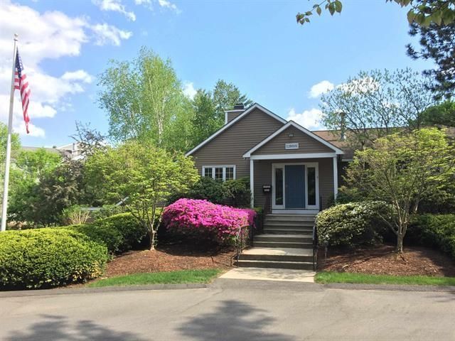 42 Dogwood Drive, Nashua, NH 03062