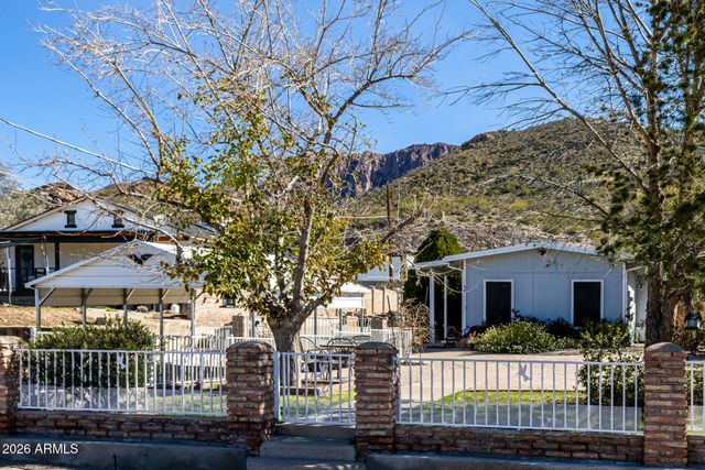 94 W ARNETT Drive, Superior, AZ 85173