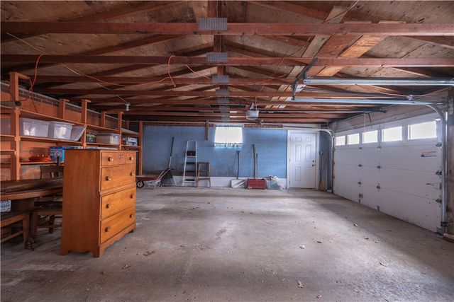 30 Crystal Pl, Oakmont, PA 15139