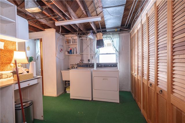 30 Crystal Pl, Oakmont, PA 15139