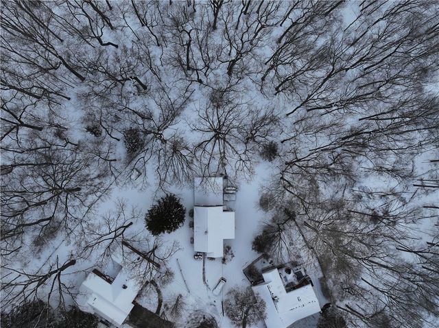 30 Crystal Pl, Oakmont, PA 15139