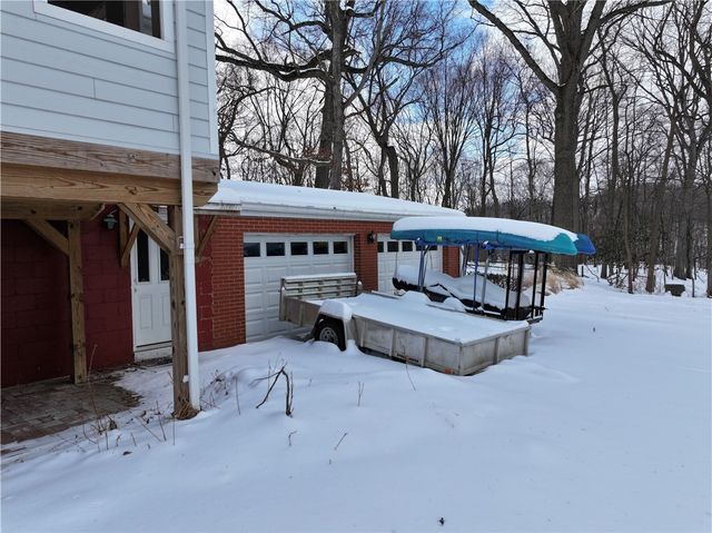 30 Crystal Pl, Oakmont, PA 15139