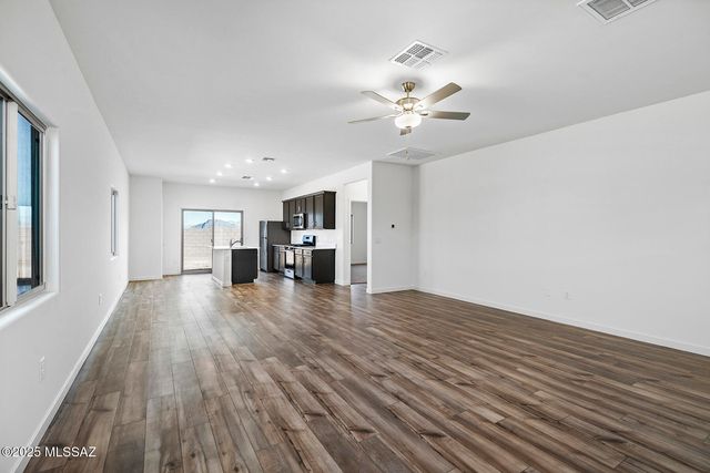 7310 W Coastal Plain Way, Tucson, AZ 85757