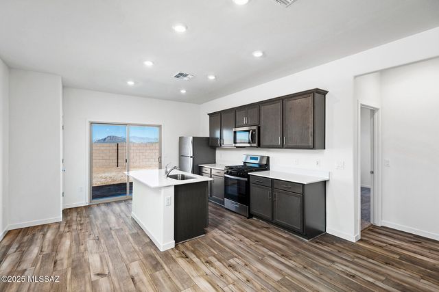 7310 W Coastal Plain Way, Tucson, AZ 85757
