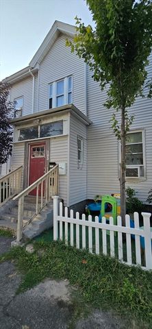 103 Warren St, Lynn, MA 01905