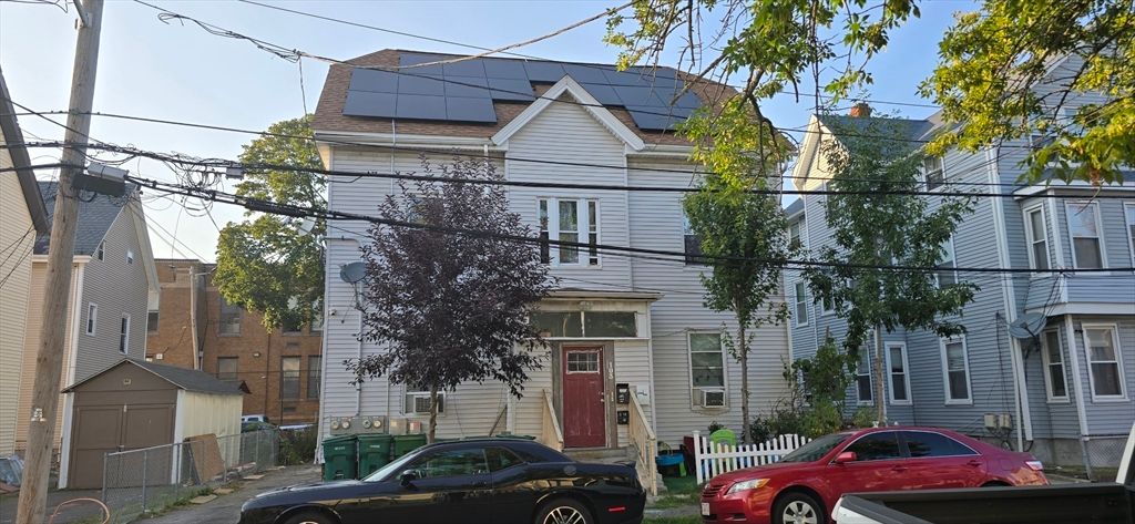 103 Warren St, Lynn, MA 01905