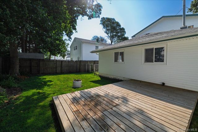 9 Robinson Drive, Shirley, NY 11967